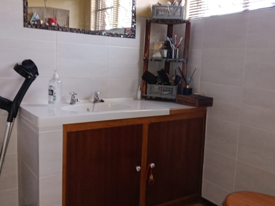 To Let 4 Bedroom Property for Rent in Kuruman Northern Cape
